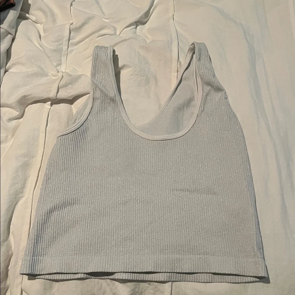Buckle Light Gray Ribbed Crop Top - Picture 1 of 1